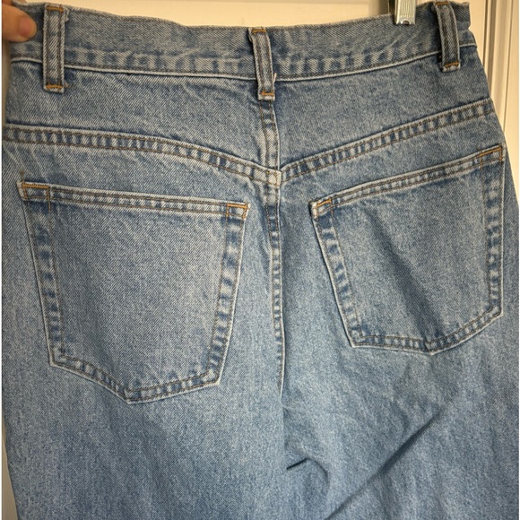 Gap mom jeans size 6 - Picture 3 of 4
